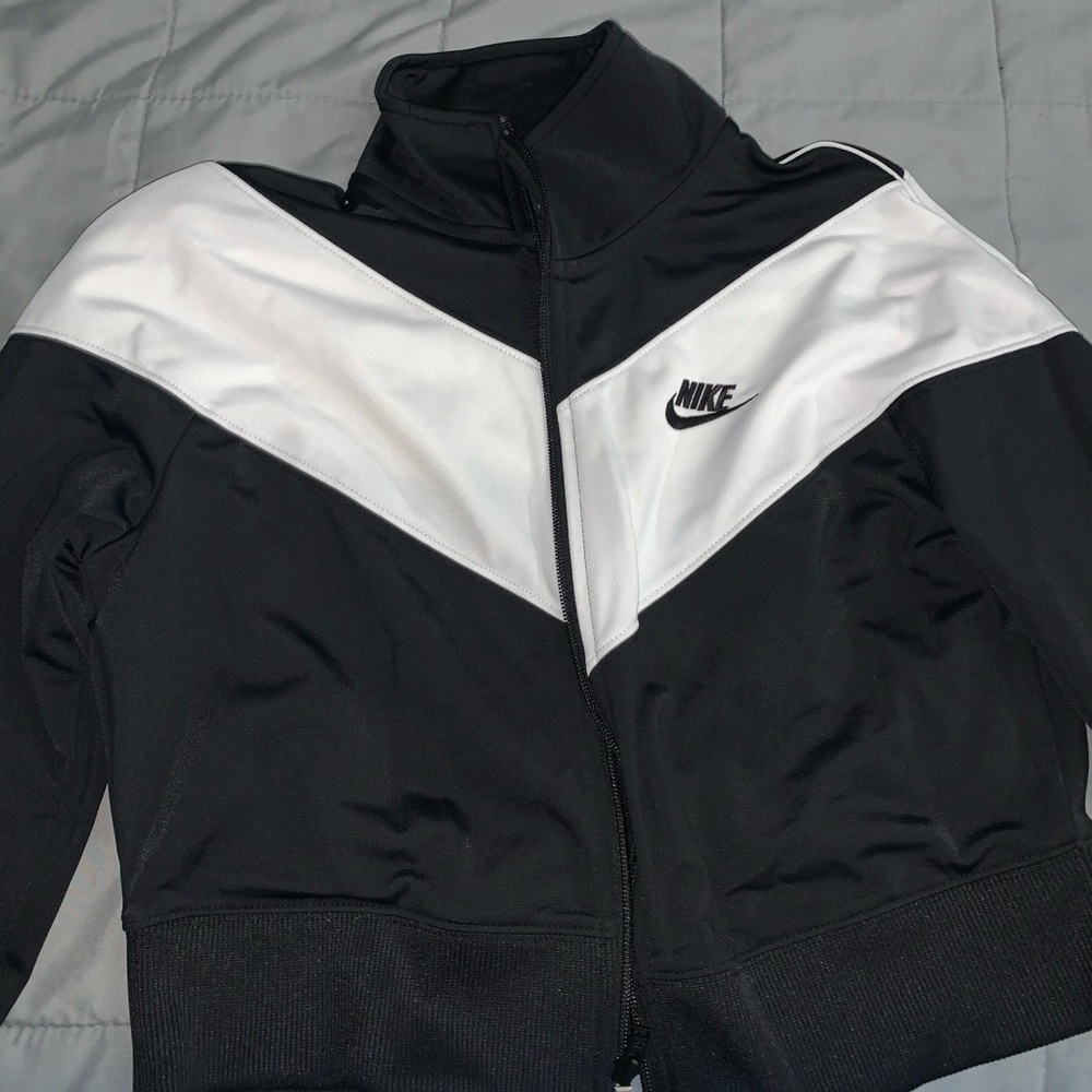 Nike sweater
